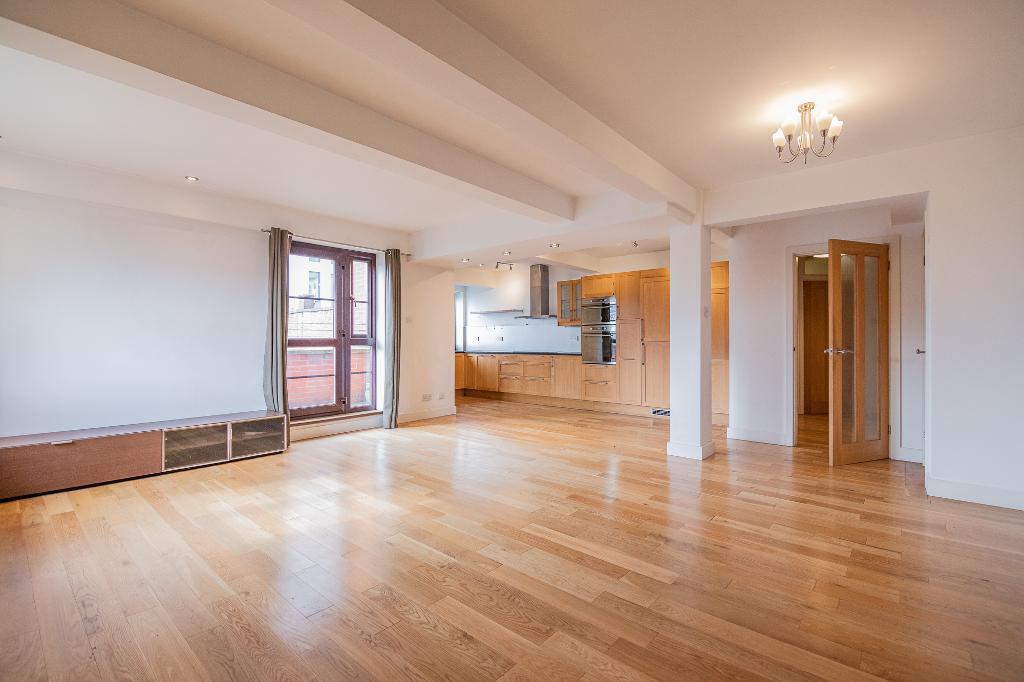 >Dickinson, Manchester, Greater Manchester, M1 4LX