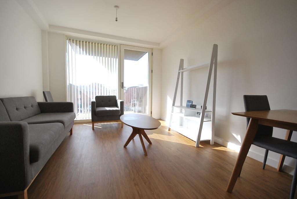 >Stretford Road, Hulme, Manchester, Lancashire, M15 5GF