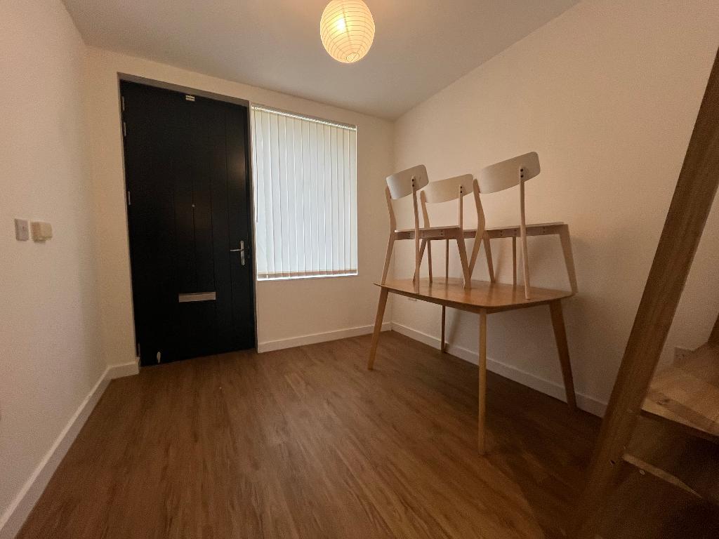 >Clarendon Street, Manchester, M15 5AW