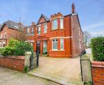 <c:out value='Tatton Road South, Heaton Moor, Stockport, SK4 4LX'/>